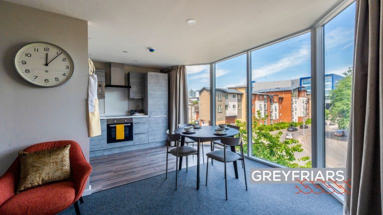 Kitchen and dining at Greyfriars